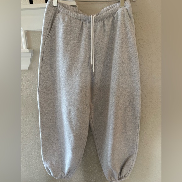 High Rise Sunday Baggy Sweatpants - Picture 4 of 9